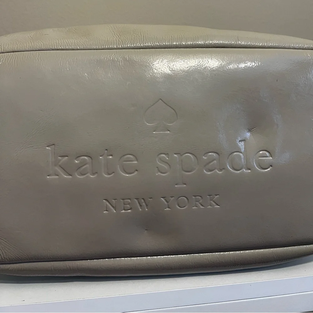 Kate Spade Gray Tote Bag - Picture 3 of 14